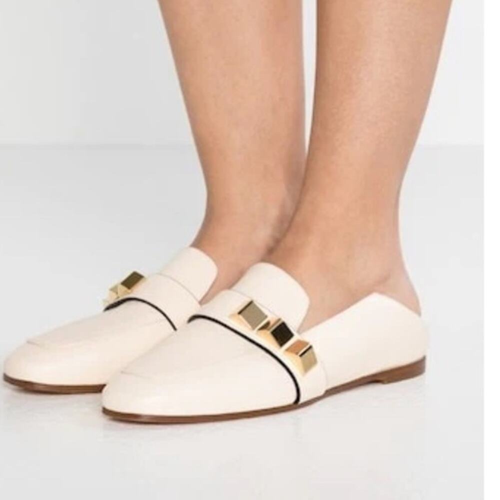 Stuart Weitzman Wylie Pyramid Cream Leather Stud Folded Back Heel Loafers Flats - Picture 2 of 11